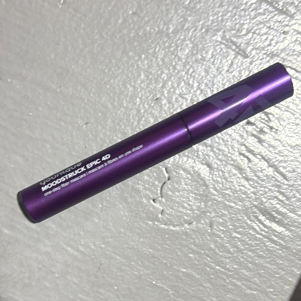 Younique Moodstruck Epic 4D Mascara